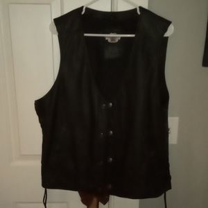 Harley Davidson Size L men's black leather motorcycle vest 2006. A road virgin!